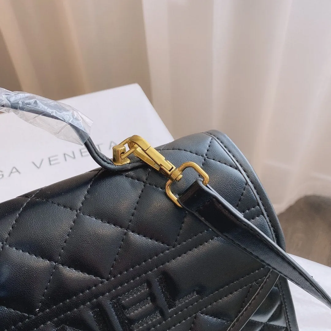 Designer bags by Chanel 068
