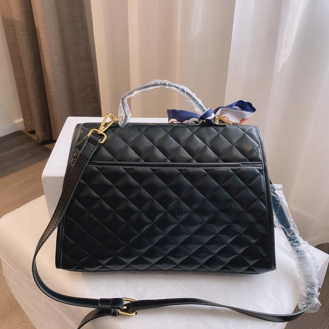 Designer bags by Chanel 068