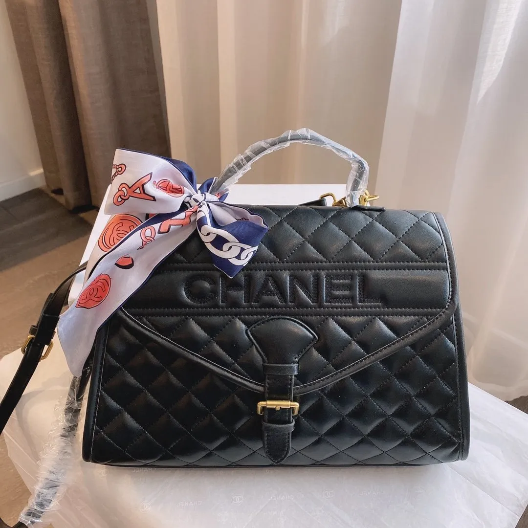 Designer bags by Chanel 068