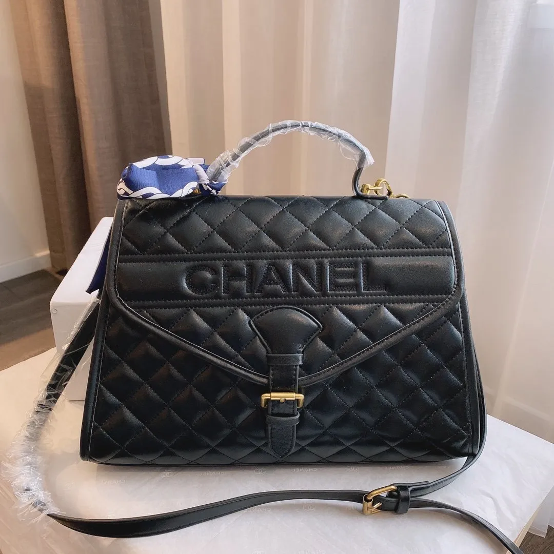 Designer bags by Chanel 068