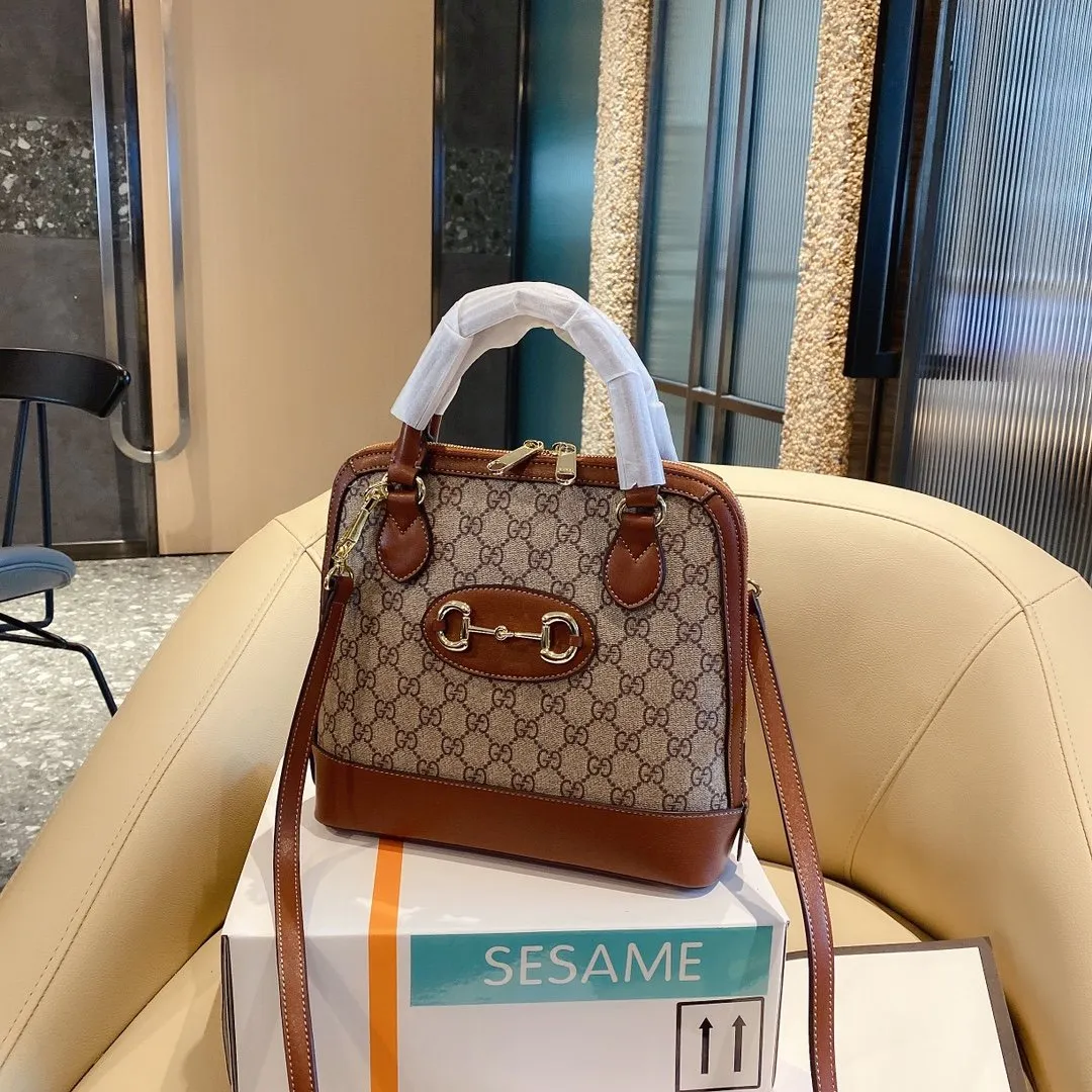 Designer Bags by Gucci 284