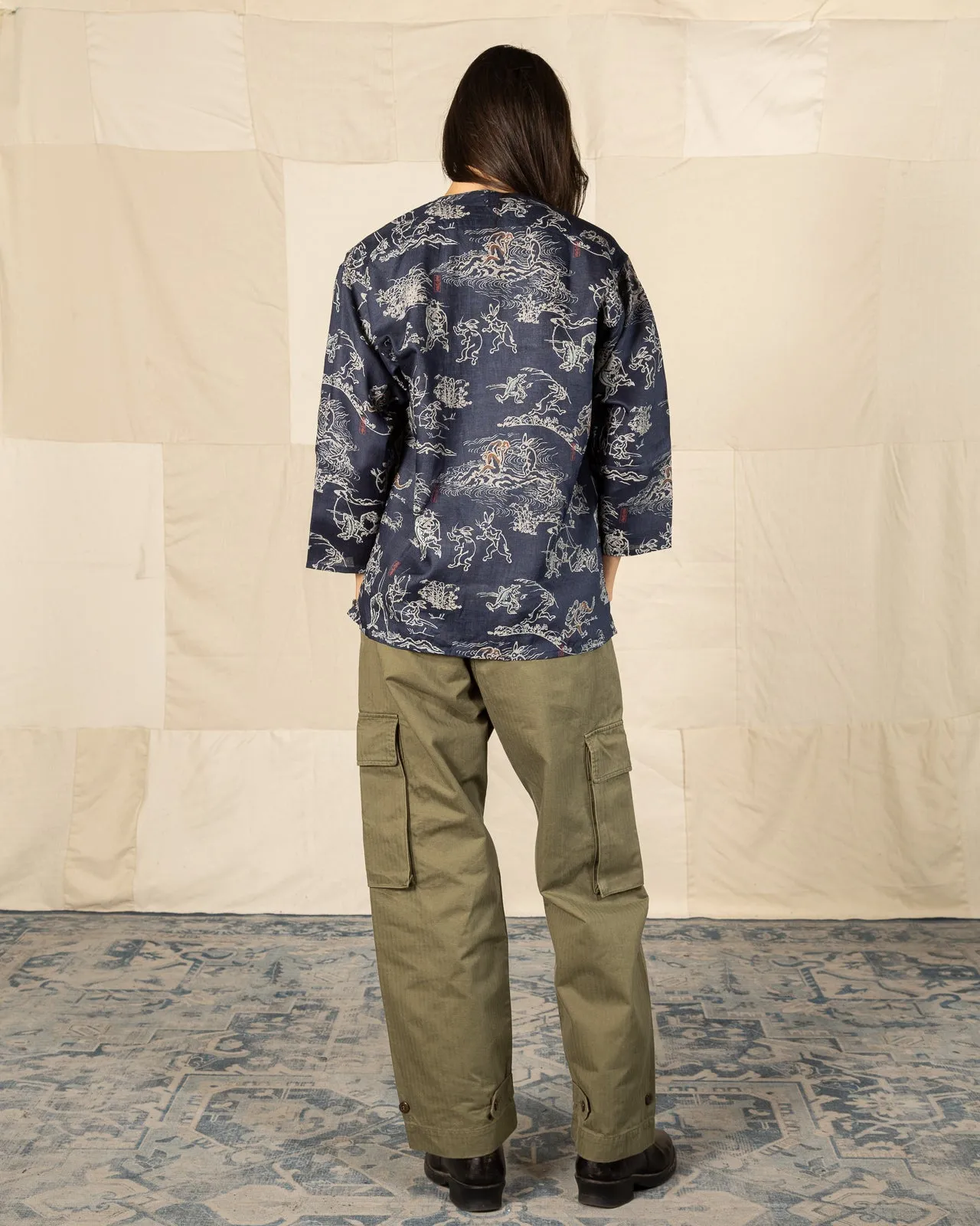“Playing Animal” Full Open Surgeon Shirt - Moonlight Blue