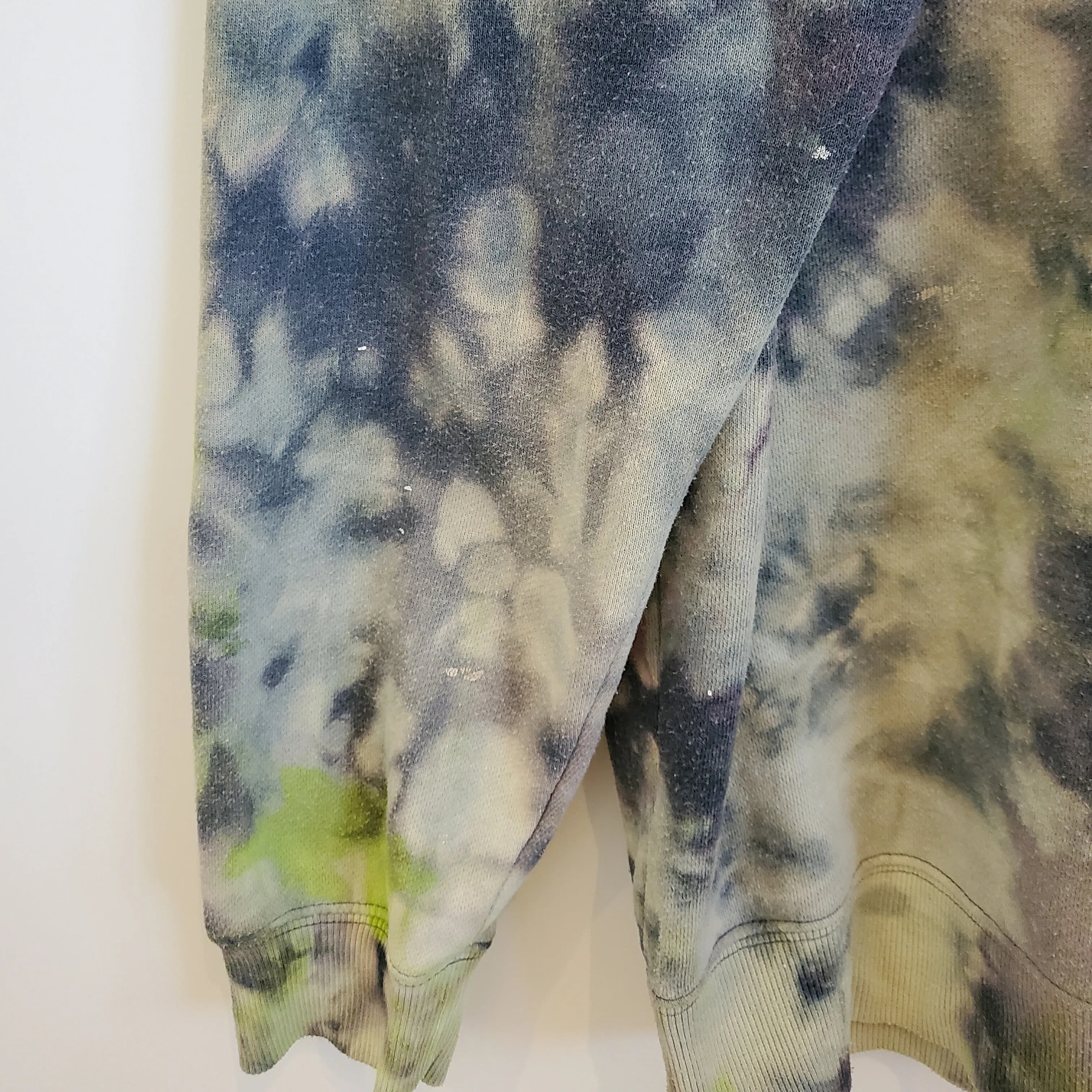 Retro Reworked Tie-Dye Sweatshirt | Size M