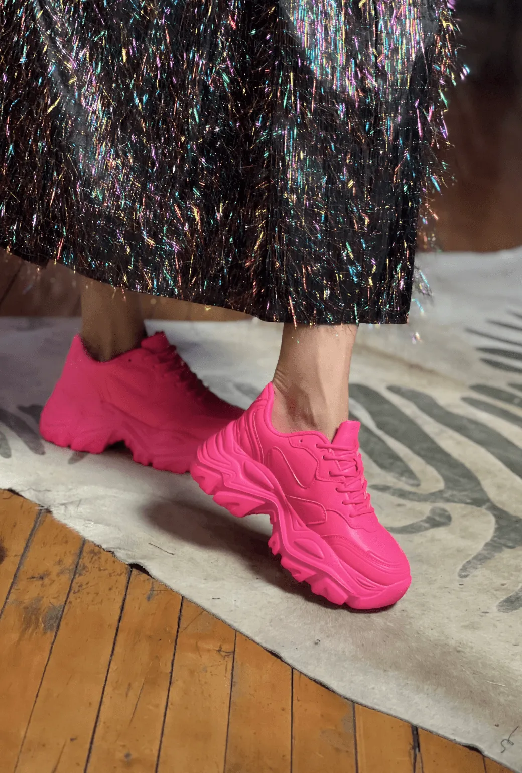 SAMPLE - Jumbo Sneaker - Neon Pink