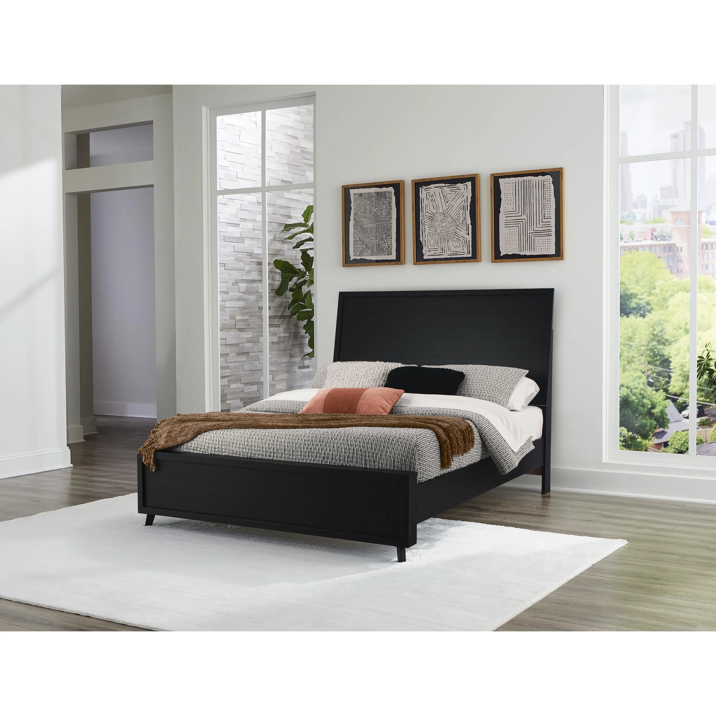 Signature Design by Ashley Danziar Queen Panel Bed B1013-57/B1013-54/B1013-95/B100-13