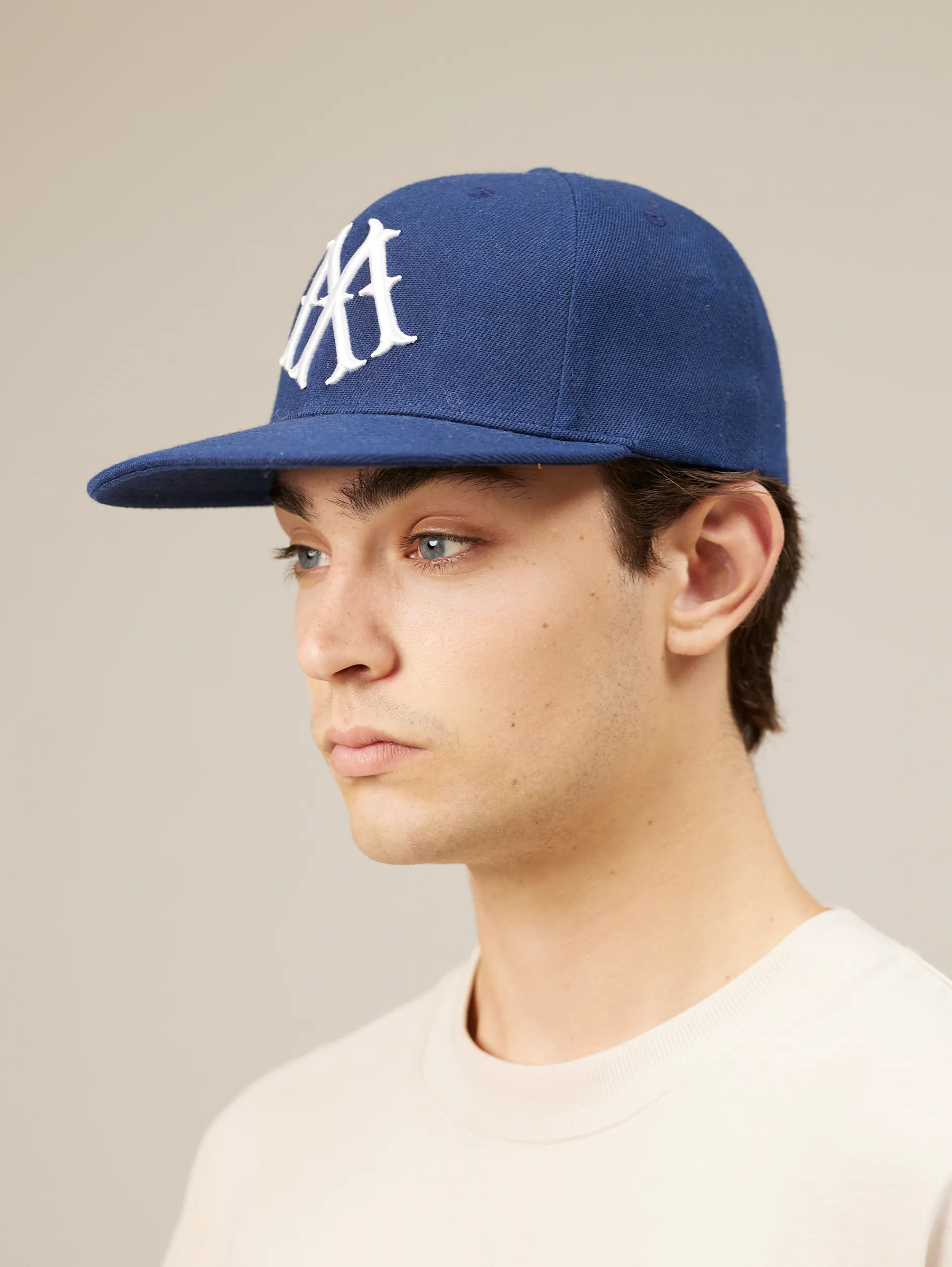 SNAPBACK BLUE "M"