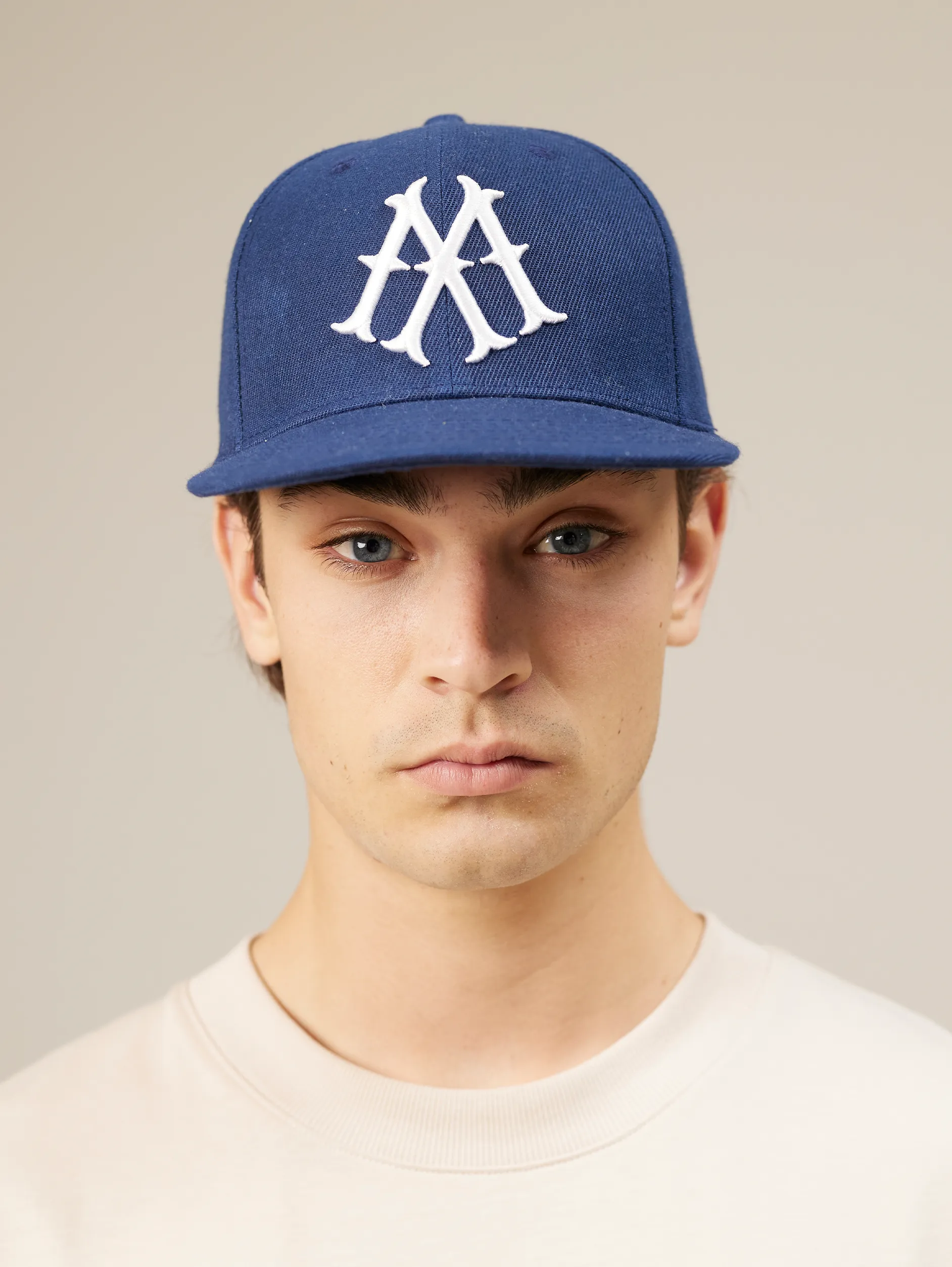 SNAPBACK BLUE "M"